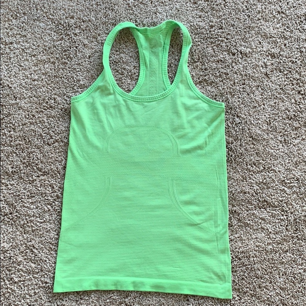 Lululemon swiftly breath racer back